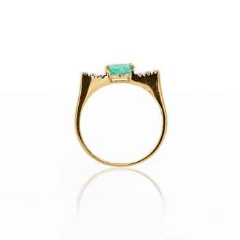 0.86 Carat Vibrant Green Oval Cut Emerald & Diamond in 14KY Gold Statement Ring – Assay Jewelers