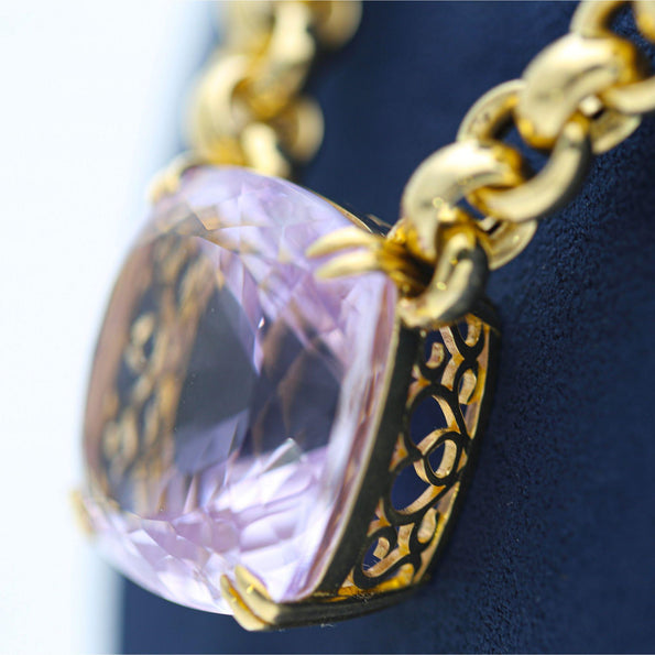 106.63 Carat Pink Amethyst Cushion 18K Gold Solitaire Chain Necklace