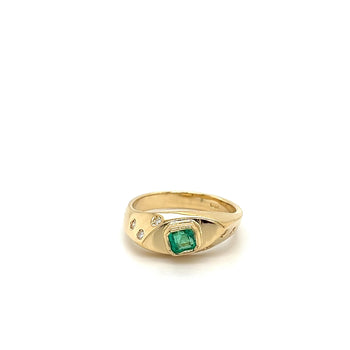 18K Yellow Gold Bezel Set Natural Emerald and Floating Round Diamond Ring – Assay Jewelers