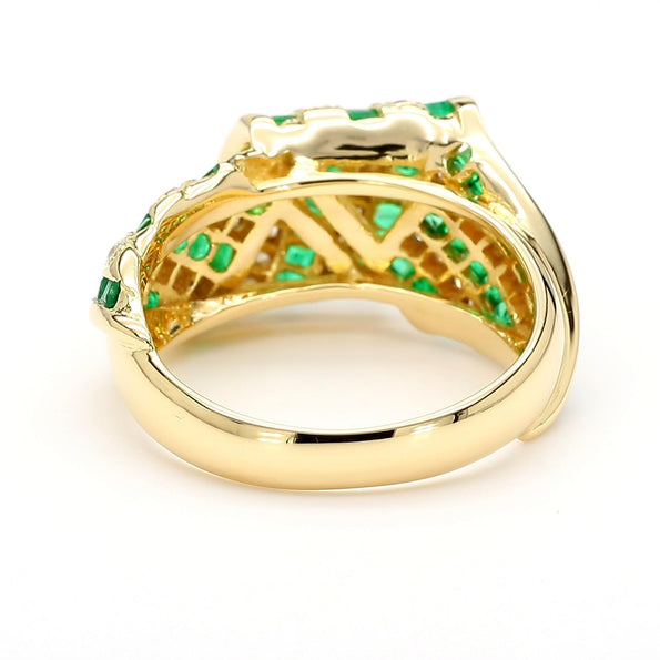 1.55 Carat Emerald & Diamond in 18K Gold Bow Dome Design Band Ring