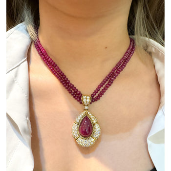 22.41 Carat Cabochon Cut Ruby Pendant In Tiffany & Co. Signed Bead Necklace – Assay Jewelers