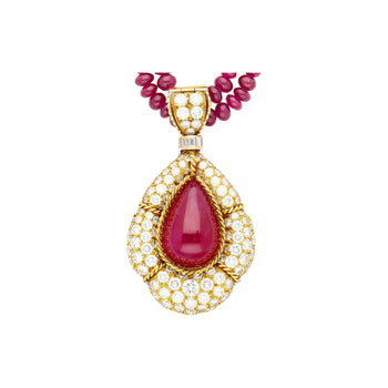 22.41 Carat Cabochon Cut Ruby Pendant In Tiffany & Co. Signed Bead Necklace – Assay Jewelers