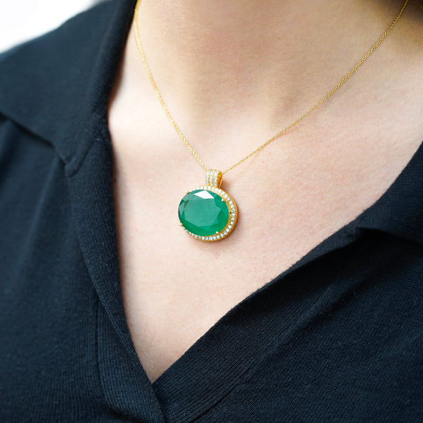 28.56 Carat Oval Cut Emerald & Diamond Halo 18K Gold Pendant Necklace