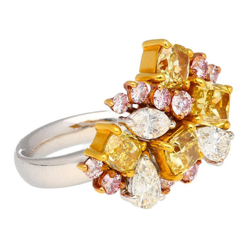 3カラットのピンク、イエロー、ホワイトのマルチカットダイヤモンドクラスター、プラチナと18KゴールドのRing – Assay Jewelers