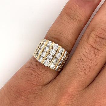 Bague cluster en diamants taille ronde de 4 carats, sertie rail, en or jaune 14K – Assay Jewelers