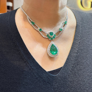Collier chandelier à pampille en émeraude colombienne et diamants, 45.58 Carat TW – Assay Jewelers