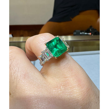 4.26 Carat Vivid Green Colombian Muzo Mine Emerald & Emerald Cut Side Diamond Ring – Assay Jewelers