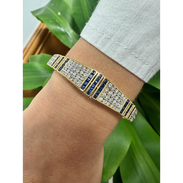 Bracelet jonc en or jaune 18k avec saphir bleu de 5,09 carats et diamants