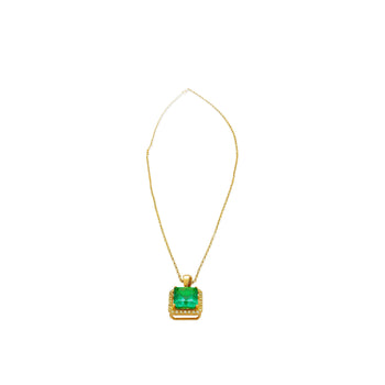 Collier pendentif en émeraude naturelle de 5,42 carats avec halo de diamants jaunes en or 18k – Assay Jewelers