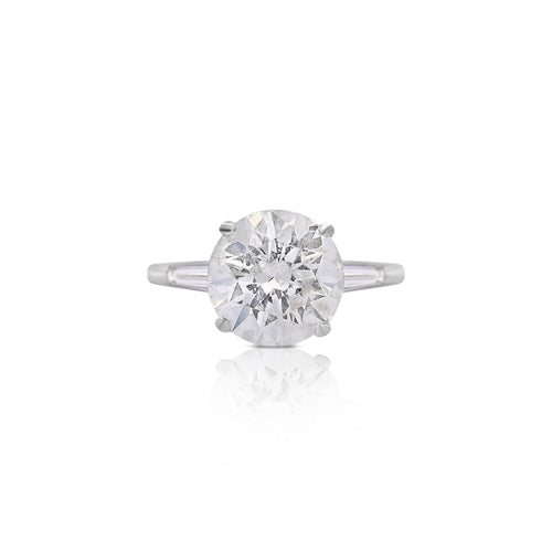 I1 Round Diamond Baguette Side Stones Engagement Ring