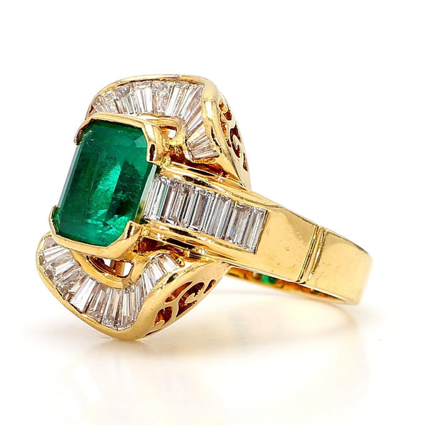 7.35 Carat Emerald & Baguette Diamond Ballerina 18K Gold Cocktail Ring