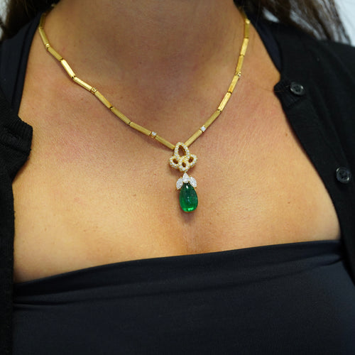 Henry Dunay Zambian Minor Oil Drop Cabochon Cut Emerald 18K Fancy Link Necklace