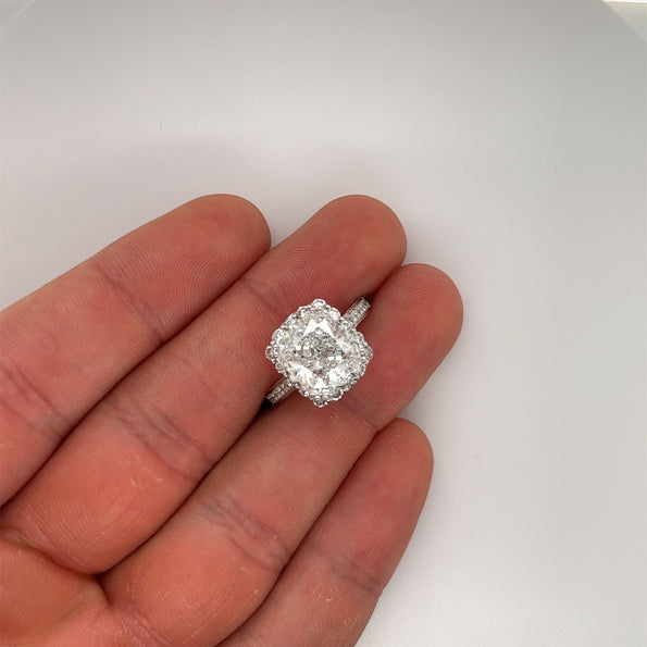 Bague halo semi-pavé en diamant de laboratoire de 5 carats, taille radiant, F/VS1, certifiée IGI