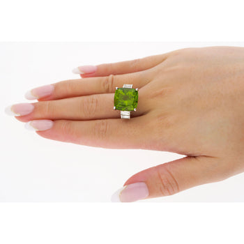Vintage 14.11 Carat Peridot and Baguette Cut Diamond in 18K White Gold Ring – Assay Jewelers