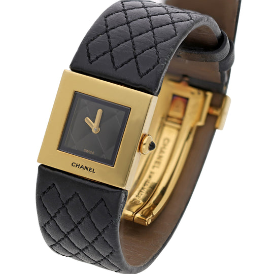 Vintage 1993 Chanel Matelasse H0109 18K Gold Black Dial Quilted Watch