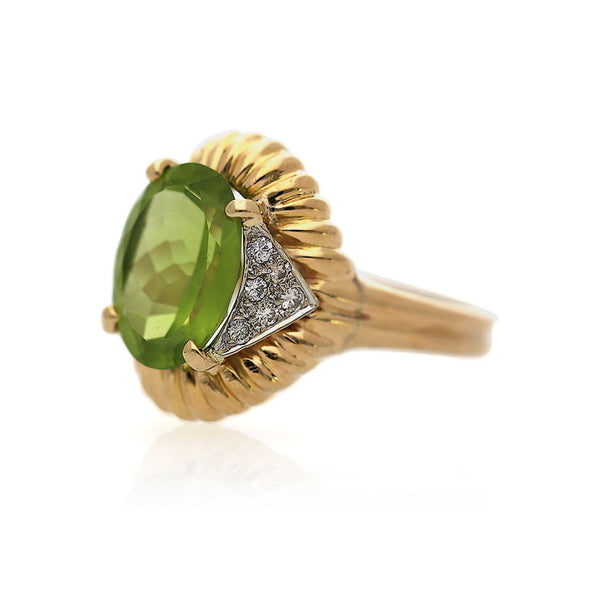 Vintage 6 Carat Oval Cut Peridot 14K Gold Fluted Sunburst Ring