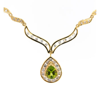 Vintage Pear Cut Green Peridot Drop Pendant Necklace with Diamonds in 18K Yellow Gold – Assay Jewelers