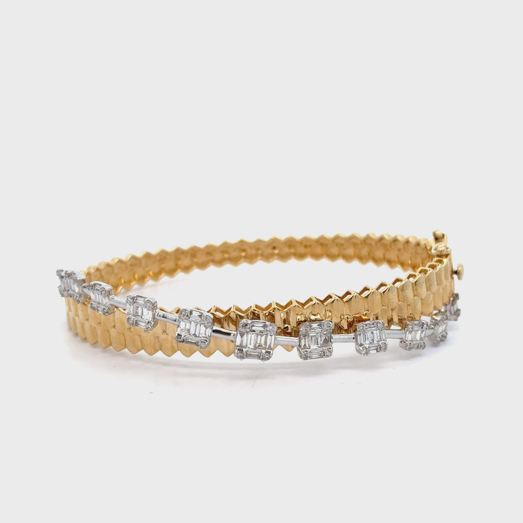 14K White and Yellow Gold Ribbed 1.52 Carat Diamond Bangle with Illusion Set